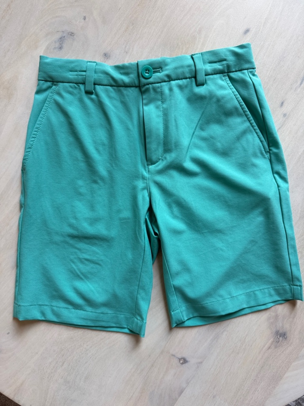 EUC SZ12 VINEYARD VINES GOLF SHORTS TECH TEAL-GREEN